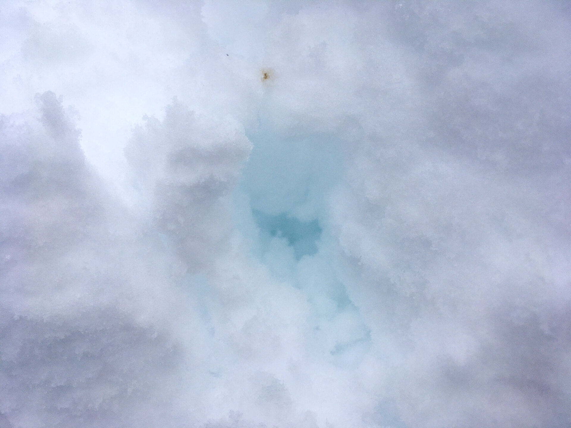 軽井沢の青い雪